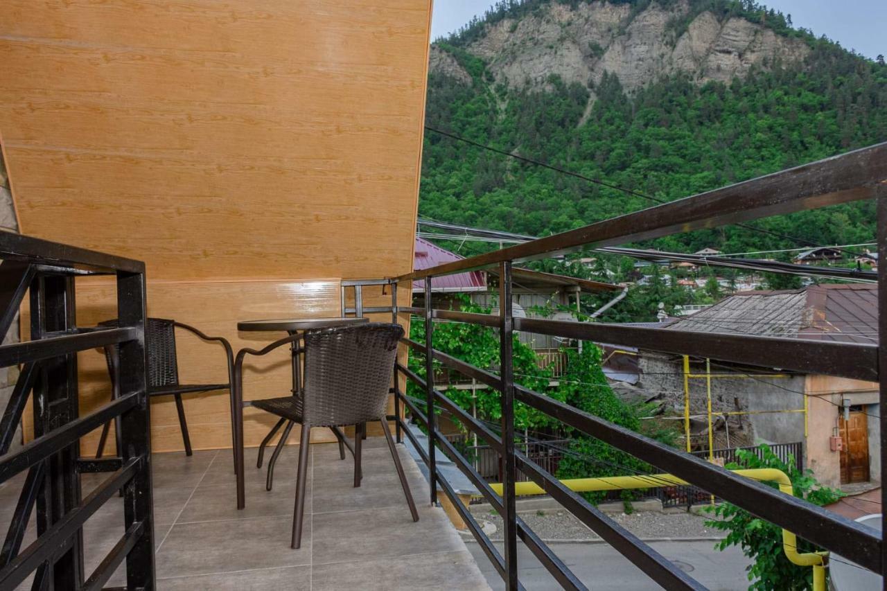 Hotel Shera Bordžomi Exteriér fotografie