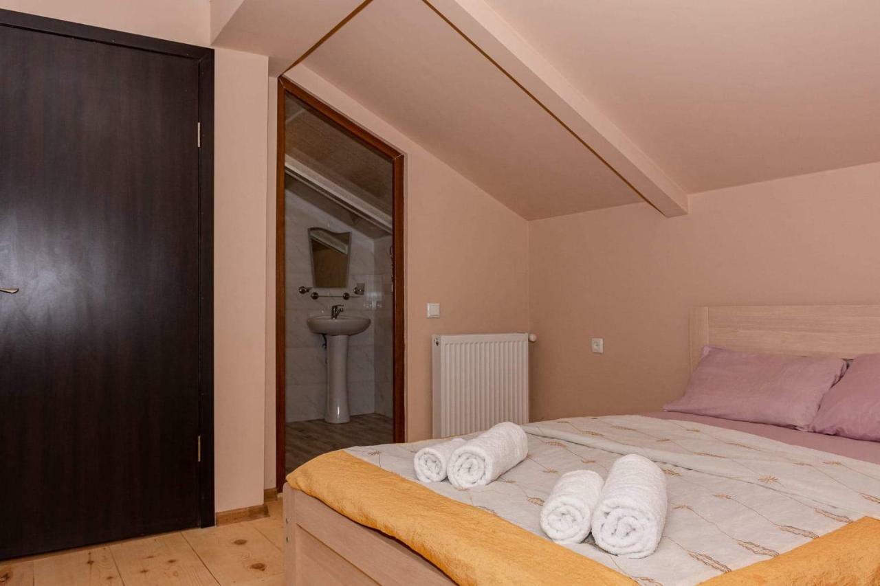 Hotel Shera Bordžomi Exteriér fotografie